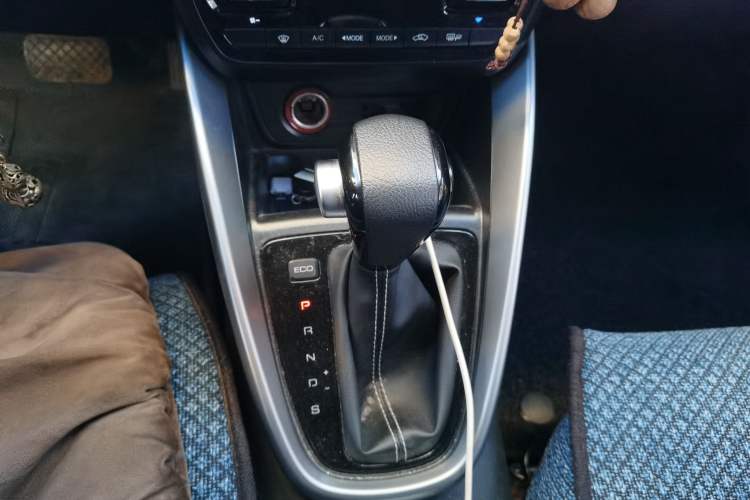 Used Baojun 510 2019 1.5L CVT Enjoyment Model China VI Emission Standard Gear Lever