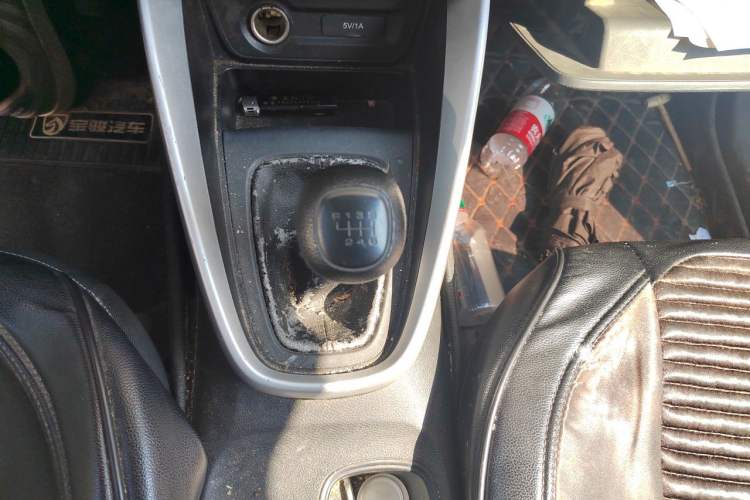 Used Baojun 510 2019 1.5L Manual Jingxiang Model China V Emission Standard Gear Lever