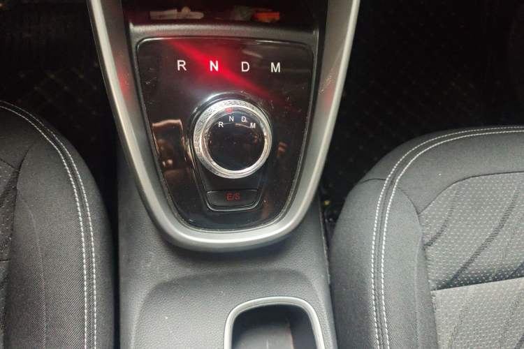 Used Baojun 510 2019 1.5L Automatic Enjoyment Model China V Emission Standard Gear Lever