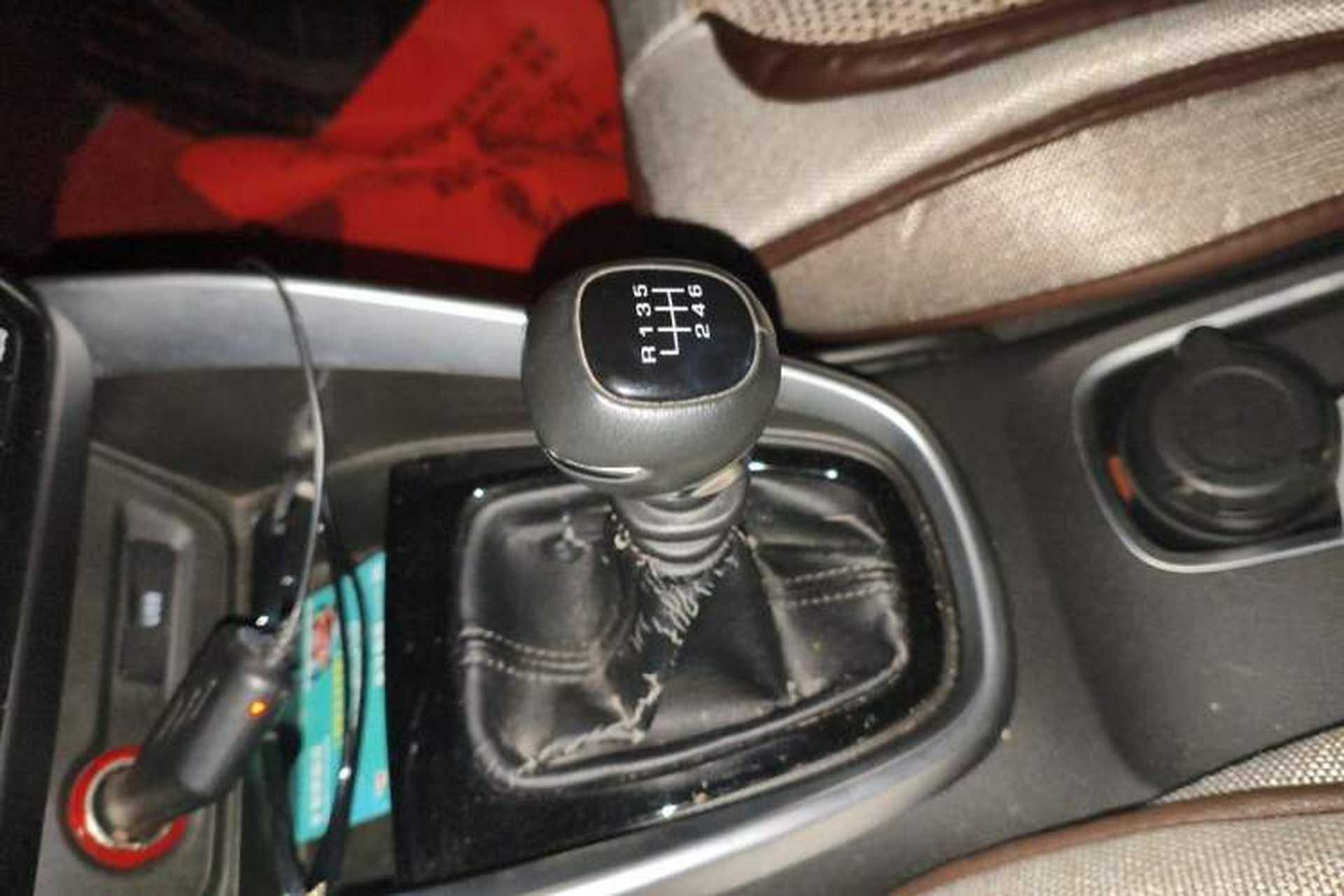 Used Baojun 510 2019 1.5L Manual Enjoyment Model China V Gear Lever