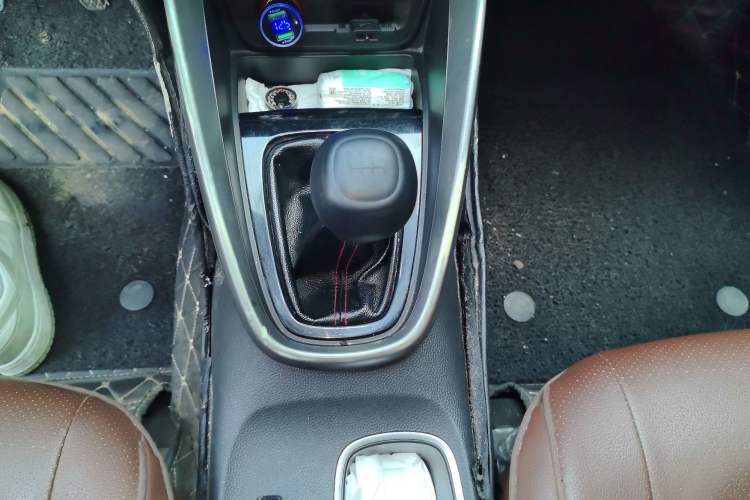 Used Baojun 510 2019 1.5L Manual Enjoyment Model China V Gear Lever
