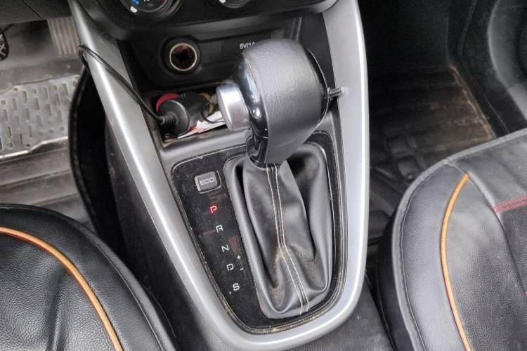 Used Baojun 510 2019 1.5L CVT Enjoyment Model China VI Emission Standard Gear Lever