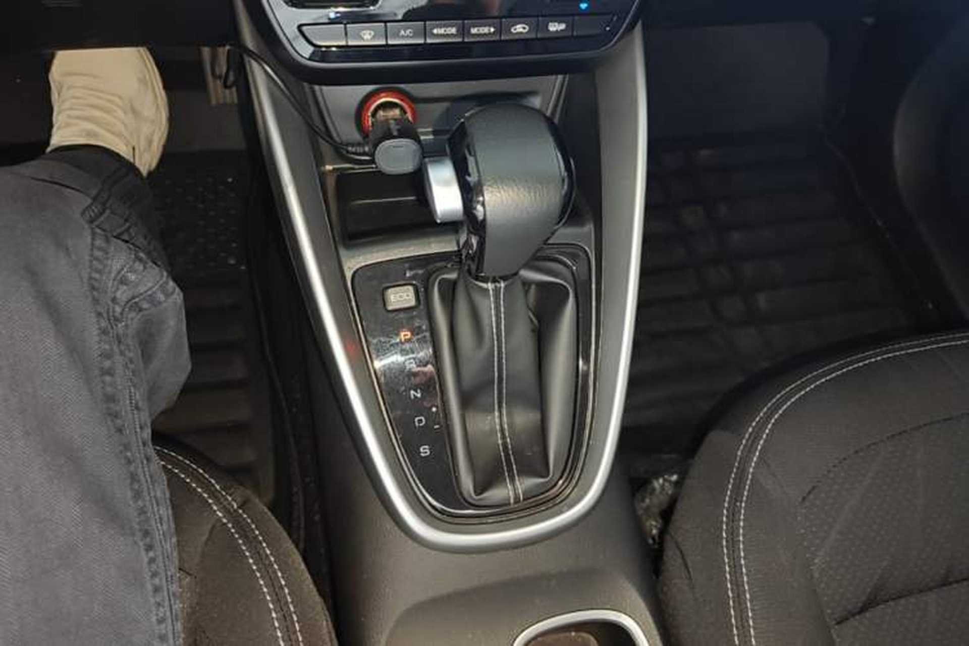 Used Baojun 510 2019 1.5L CVT Enjoyment Model China VI Emission Standard Gear Lever