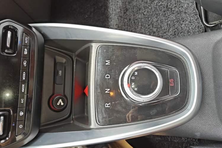 Used Baojun 510 2019 1.5L Automatic Prestige Edition China V Gear Lever