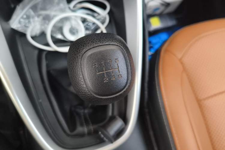Used Baojun 510 2019 1.5L Manual Jingxiang Model China V Emission Standard Gear Lever