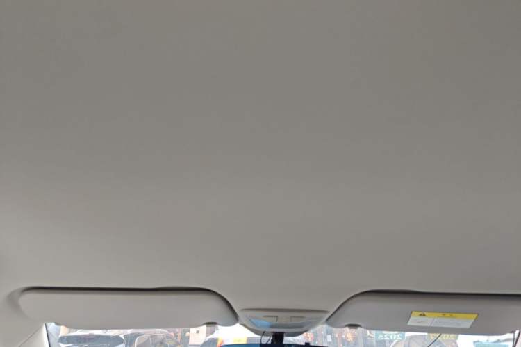 Used Baojun 510 2019 1.5L Manual Enjoyment Model 77kW China VI Emission Standard Headliner