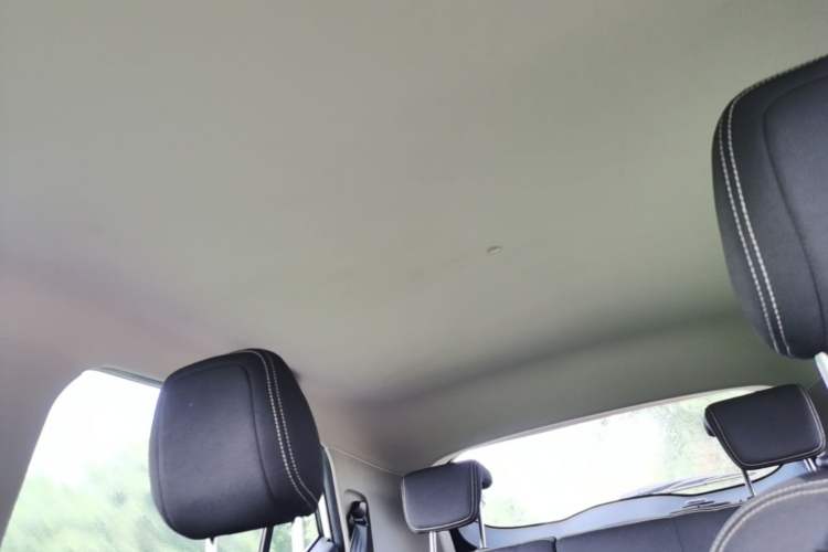 Used Baojun 510 2019 1.5L Manual Enjoyment Model 77kW China VI Emission Standard Headliner