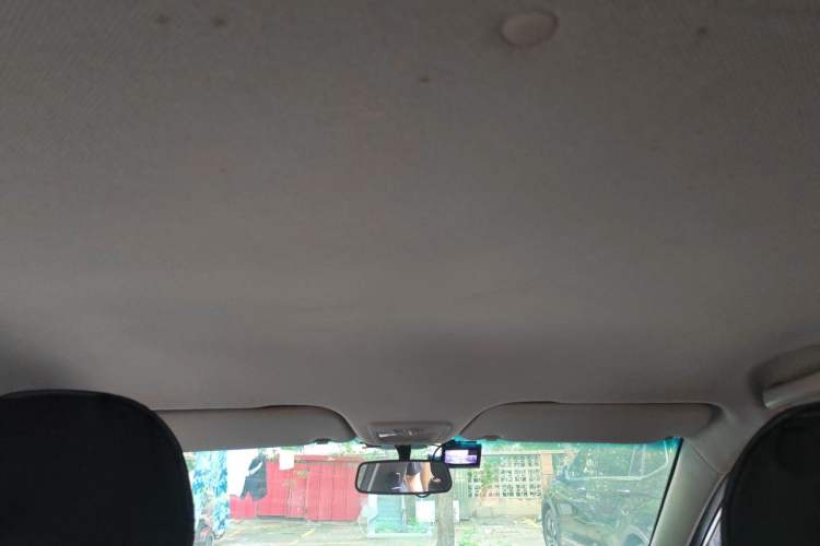 Used Baojun 510 2019 1.5L Manual Jingxiang Model 77kW China VI Emission Standard Headliner
