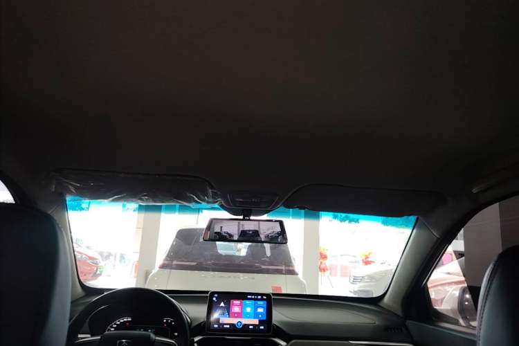 Used Baojun 510 2019 1.5L Manual Jingxiang Model 77kW China VI Emission Standard Headliner