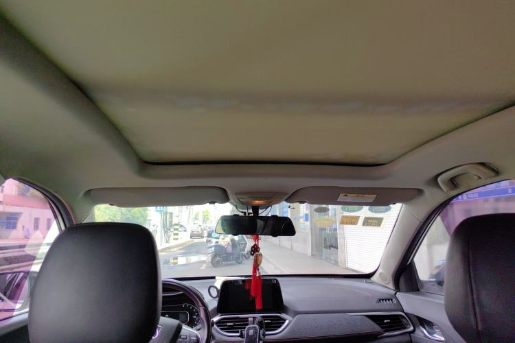 Used Baojun 510 2019 1.5L Manual Prestige Version China V Emission Standard Headliner