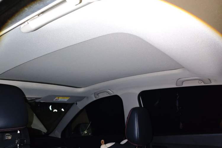 Used Baojun 510 2019 1.5L Manual Prestige Version China V Emission Standard Headliner