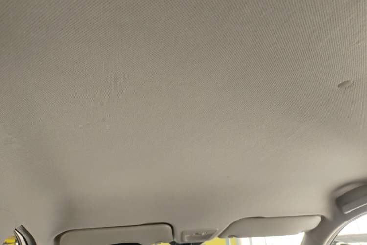 Used Baojun 510 2019 1.5L Manual Jingxiang Model 77kW China VI Emission Standard Headliner