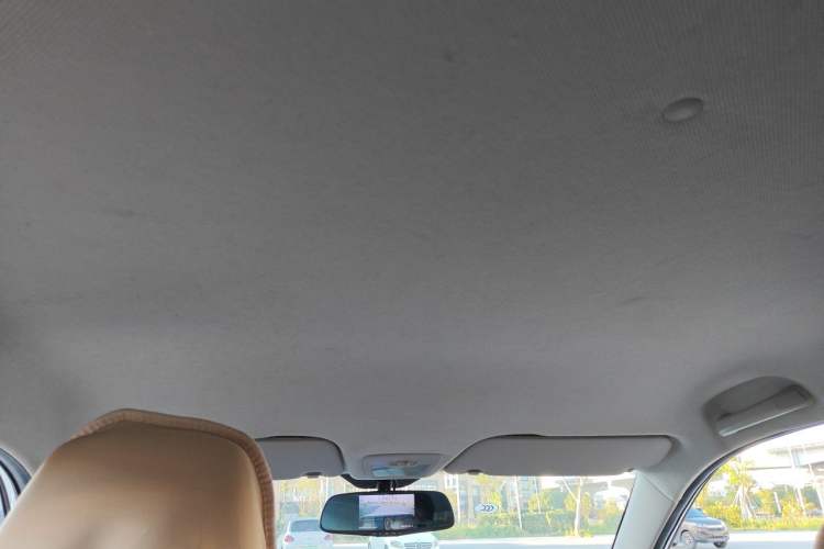 Used Baojun 510 2019 1.5L Manual Jingxiang Model 77kW China VI Emission Standard Headliner