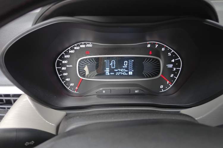 Used Baojun 510 2019 1.5L Manual Jingxiang Model 77kW China VI Emission Standard Instrument Cluster