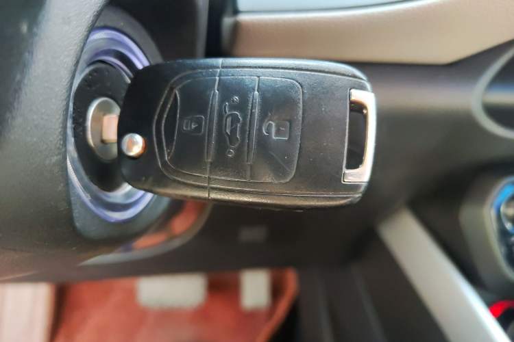 Used Baojun 510 2019 1.5L CVT Enjoyment Model China VI Emission Standard Interior 1