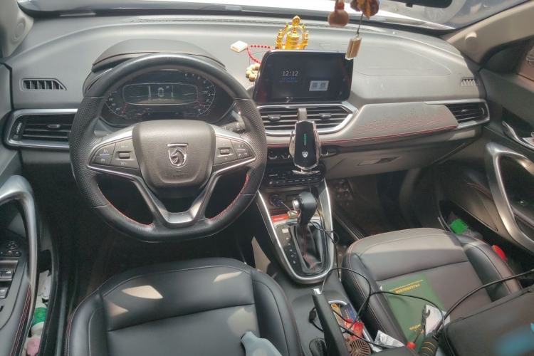Used Baojun 510 2019 1.5L CVT Enjoyment Model China VI Emission Standard Interior 2