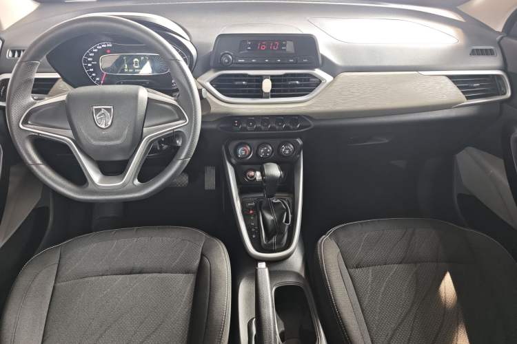 Used Baojun 510 2019 1.5L CVT Enjoyment Model China VI Emission Standard Interior 2