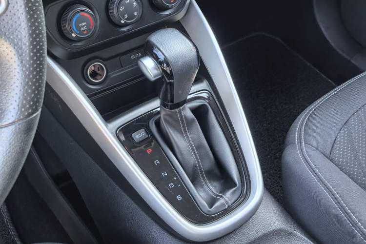 Used Baojun 510 2019 1.5L CVT Enjoyment Model China VI Emission Standard Interior 3