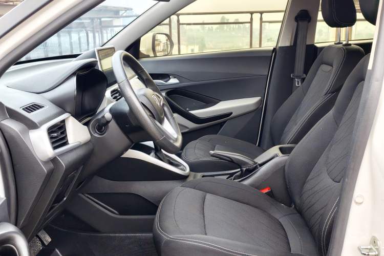 Used Baojun 510 2019 1.5L CVT Enjoyment Model China VI Emission Standard Interior 3
