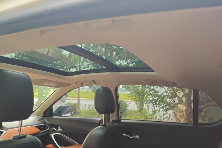 Used Baojun 510 2019 1.5L Automatic Premium Version National V Interior 3