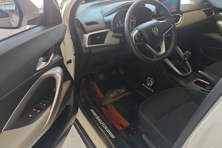 Used Baojun 510 2019 1.5L Manual Enjoyment Model China V Interior 3