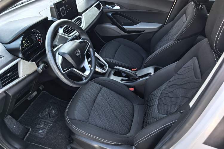 Used Baojun 510 2019 1.5L CVT Enjoyment Model China VI Emission Standard Interior 4