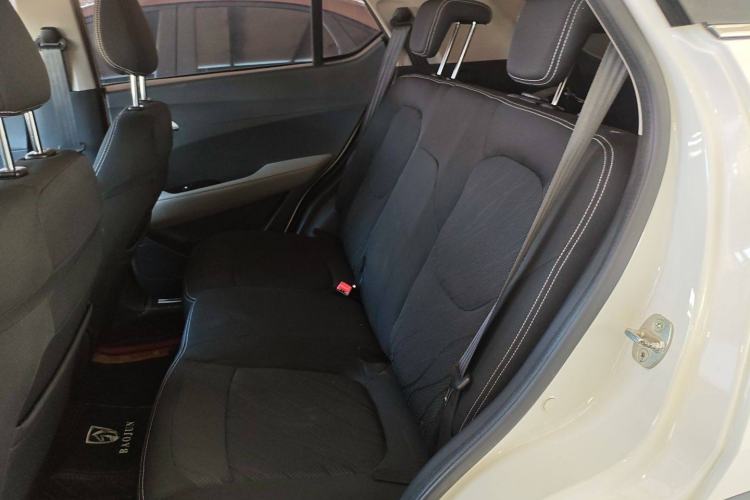 Used Baojun 510 2019 1.5L Manual Enjoyment Model China V Interior 4