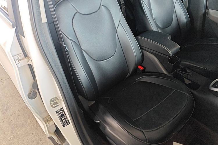 Used Baojun 510 2019 1.5L Manual Jingxiang Model 77kW China VI Emission Standard Interior 5