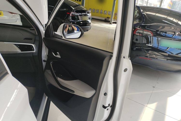 Used Baojun 510 2019 1.5L Manual Jingxiang Model 77kW China VI Emission Standard Interior 5