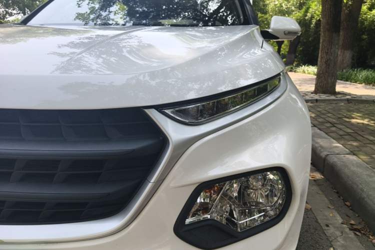 Used Baojun 510 2019 1.5L Manual Jingxiang Model 77kW China VI Emission Standard Left Front Headlight