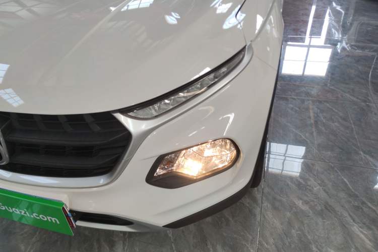 Used Baojun 510 2019 1.5L CVT Enjoyment Model China VI Emission Standard Left Front Headlight