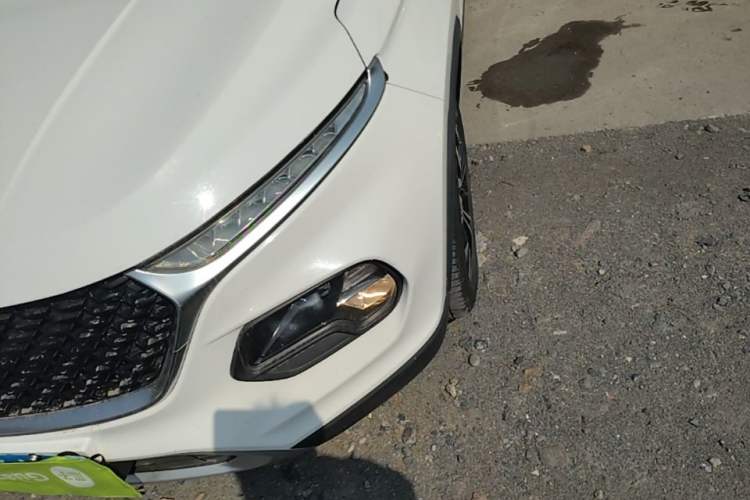 Used Baojun 510 2019 1.5L CVT Enjoyment Model China VI Emission Standard Left Front Headlight