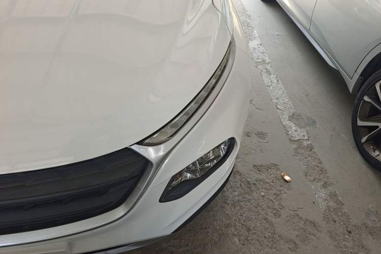 Used Baojun 510 2019 1.5L Manual Jingxiang Model 77kW China VI Emission Standard Left Front Headlight