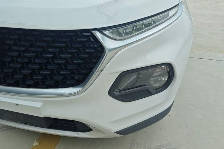 Used Baojun 510 2019 1.5L Manual Enjoyment Model 77kW China VI Emission Standard Left Front Headlight
