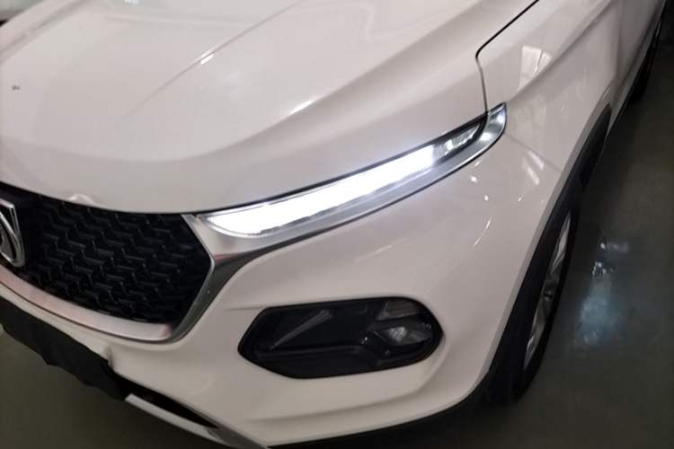 Used Baojun 510 2019 1.5L CVT Enjoyment Model China VI Emission Standard Left Front Headlight