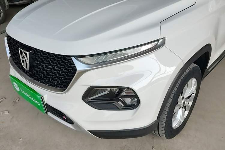 Used Baojun 510 2019 1.5L CVT Enjoyment Model China VI Emission Standard Left Front Headlight