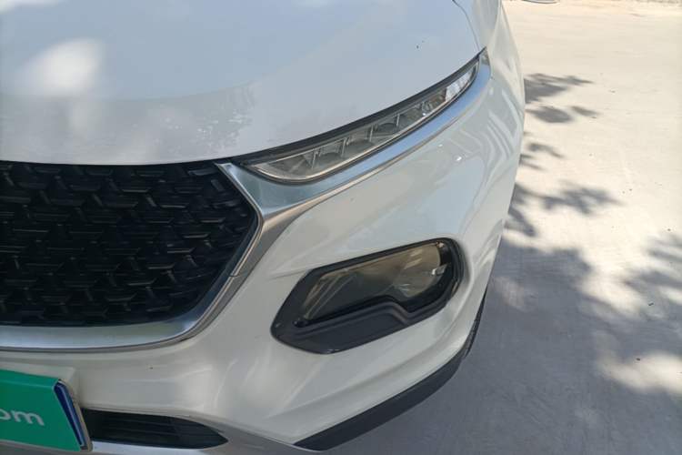 Used Baojun 510 2019 1.5L CVT Enjoyment Model China VI Emission Standard Left Front Headlight