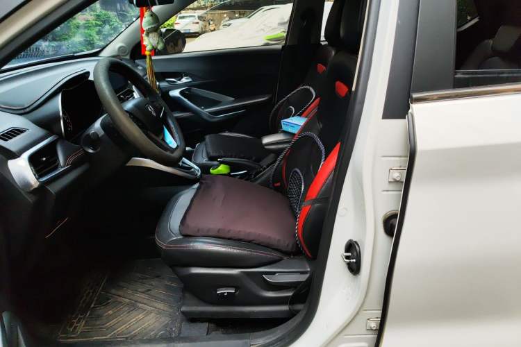 Used Baojun 510 2019 1.5L CVT Enjoyment Model China VI Emission Standard Left Front Seat