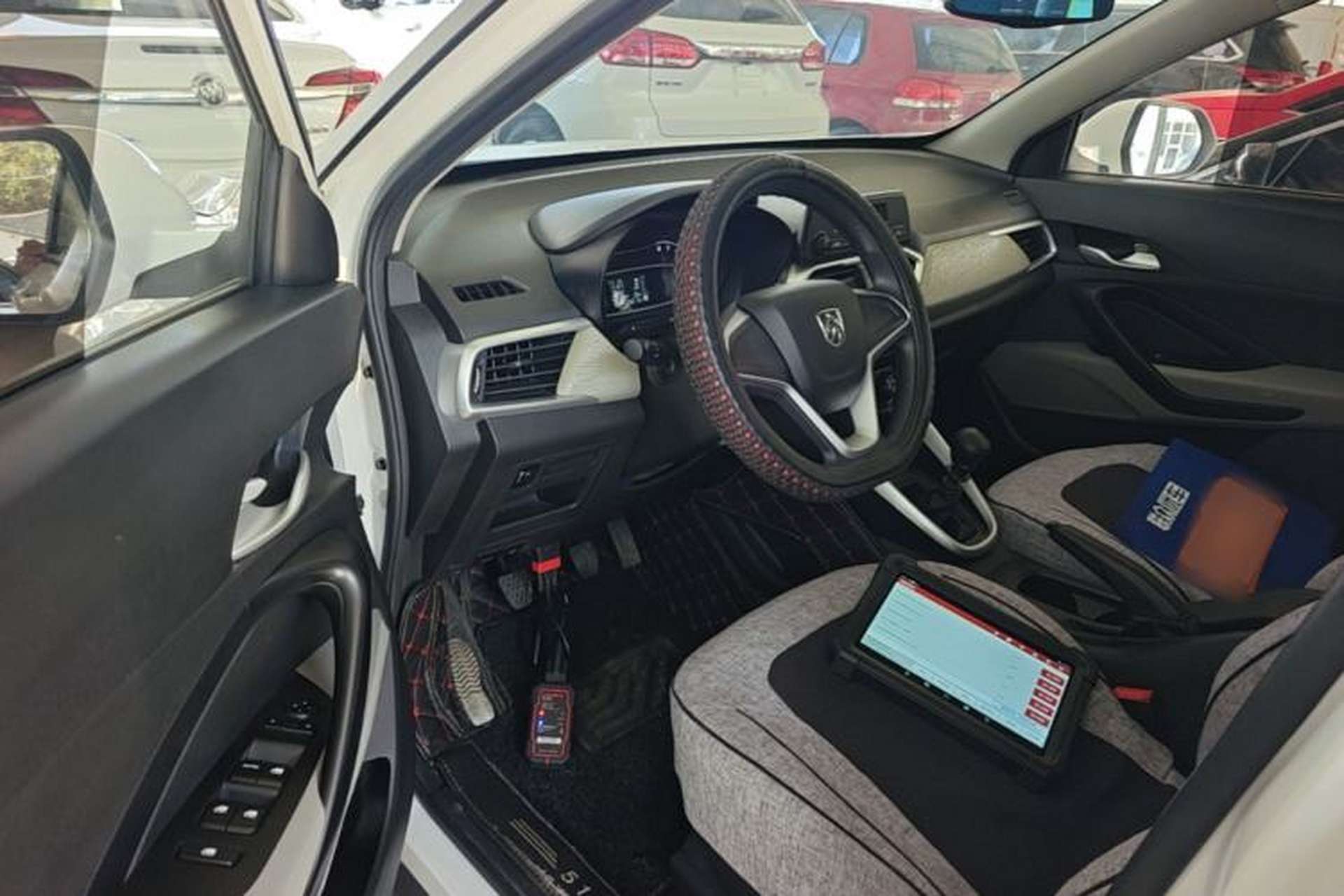Used Baojun 510 2019 1.5L Manual Jingxiang Model 77kW China VI Emission Standard Left Front Seat