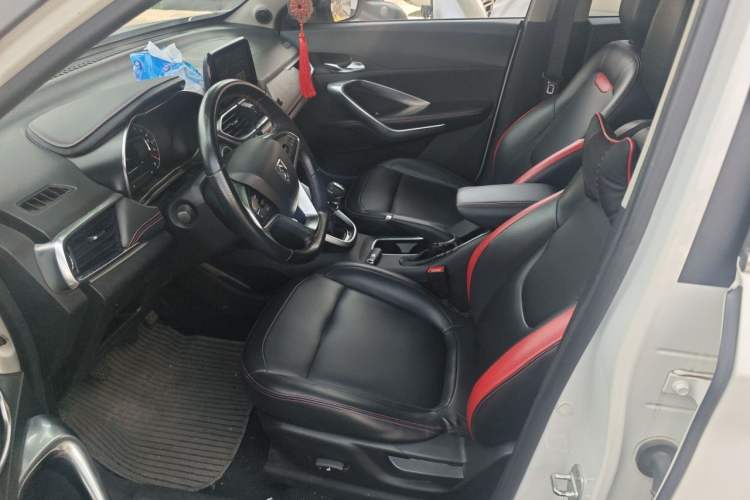 Used Baojun 510 2019 1.5L Manual Prestige Version China V Emission Standard Left Front Seat