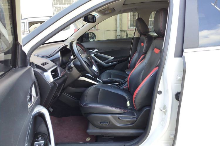 Used Baojun 510 2019 1.5L Manual Enjoyment Model 77kW China VI Left Front Seat