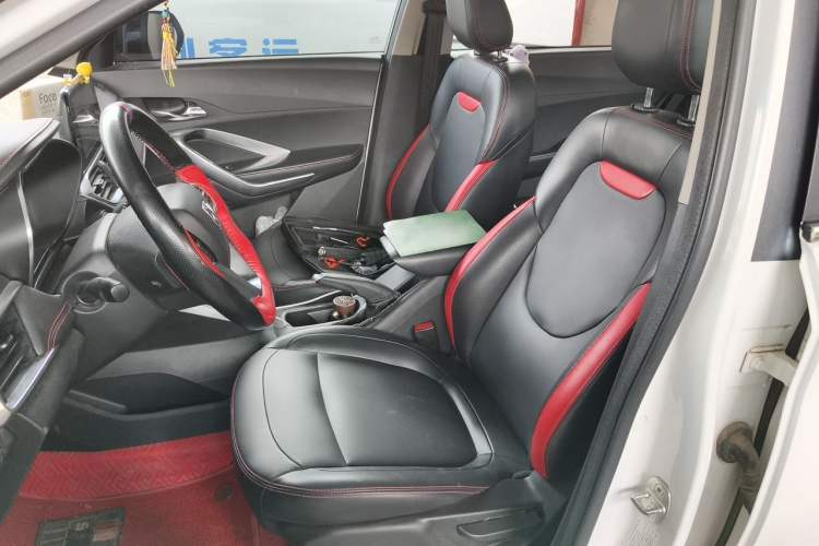 Used Baojun 510 2019 1.5L CVT Enjoyment Model China VI Emission Standard Left Front Seat