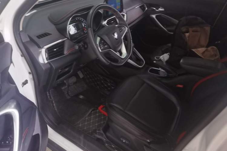 Used Baojun 510 2019 1.5L CVT Enjoyment Model China VI Emission Standard Left Front Seat