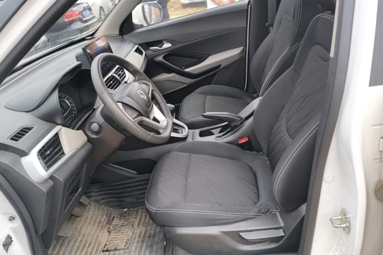 Used Baojun 510 2019 1.5L Manual Jingxiang Model 73kW China VI Emission Standard Left Front Seat