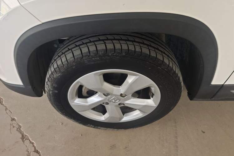 Used Baojun 510 2019 1.5L Manual Enjoyment Model 77kW China VI Emission Standard Left Front Wheel Hub