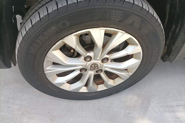 Used Baojun 510 2019 1.5L CVT Enjoyment Model China VI Emission Standard Left Front Wheel Hub