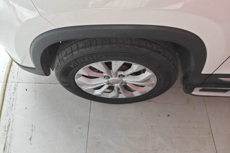 Used Baojun 510 2019 1.5L CVT Enjoyment Model China VI Emission Standard Left Front Wheel Hub