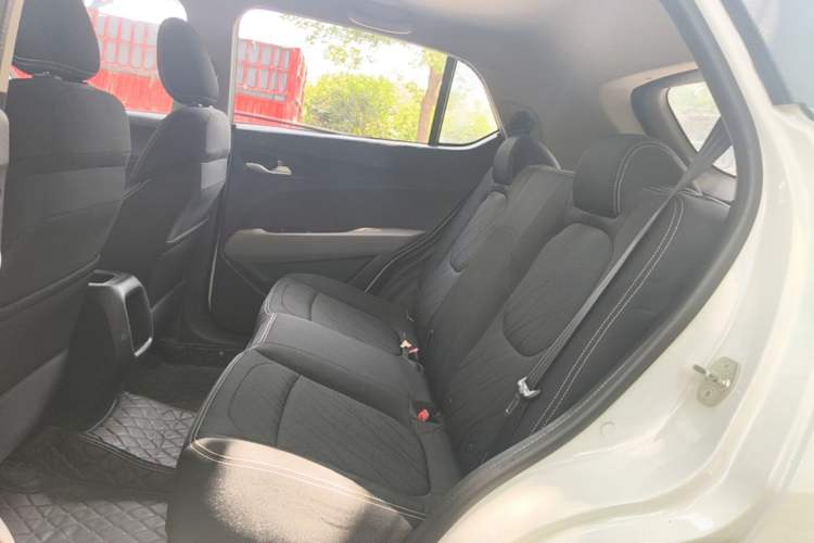 Used Baojun 510 2019 1.5L Manual Jingxiang Model 77kW China VI Emission Standard Left Rear Seat