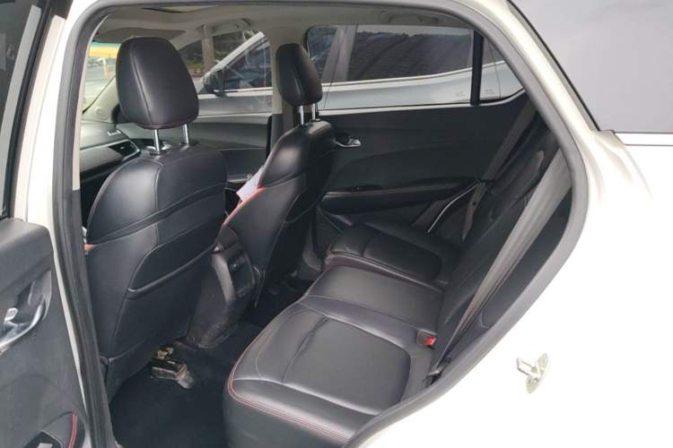 Used Baojun 510 2019 1.5L Automatic Premium Version National V Left Rear Seat