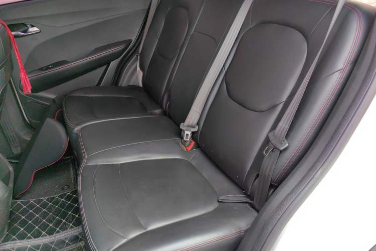 Used Baojun 510 2019 1.5L Manual Prestige Version China V Emission Standard Left Rear Seat